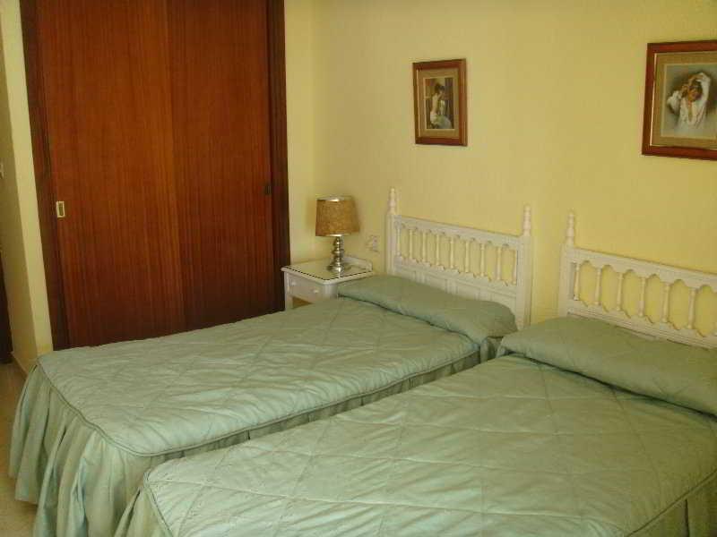Gemelos 2 Apts 2*