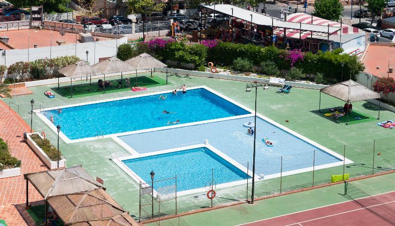 Gemelos 2 Apts 2*